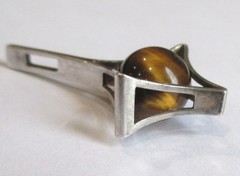 1.5in SMALL VINTAGE STERLING SILVER FINLAND MODERNIST PENDANT TIGER’S EYE ORB