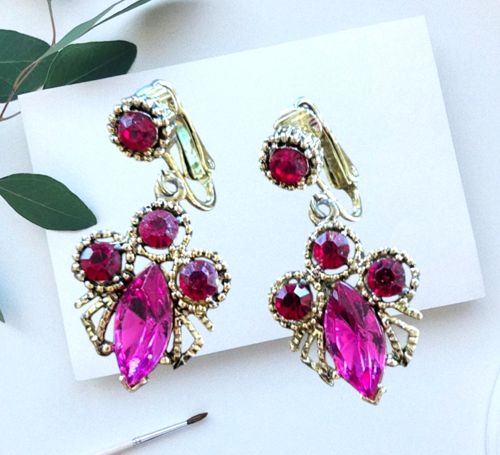 1960s Red Pink Fuchsia Rhinestone Dangle Earrings Vintage Retro Jewelry