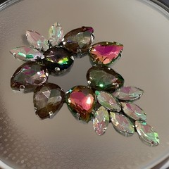 Vintage Watermelon Rhinestone Brooch & Earrings Demi Parure – Juliana Style