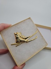 Vintage Goldtone Ski Brooch Sweatet Jacket Statement Winter Sport