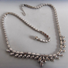 Vtg Signed B David Necklace Bracelet Earrings Set in Box w/Pamphlet Green Clear