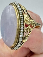 VINTAGE ANTIQUE 14K YELLOW GOLD GENUINE LAVENDER JADE SEED PEARL RING SZ. 6 3/4