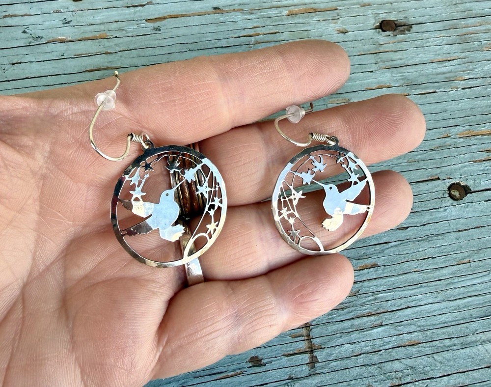 Vintage Signed Wild Bryde Silver Tone Hummingbird Cut Out Design Dangle Earrings