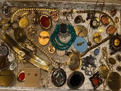 Huge Estate Heirloom Cameo Vtg Mod Romantic Jewelry Lot Brooch Locket Flowers