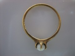 VINTAGE 14K YELLOW GOLD WHITE STONE SOLITAIRE RING SIZE 7.5