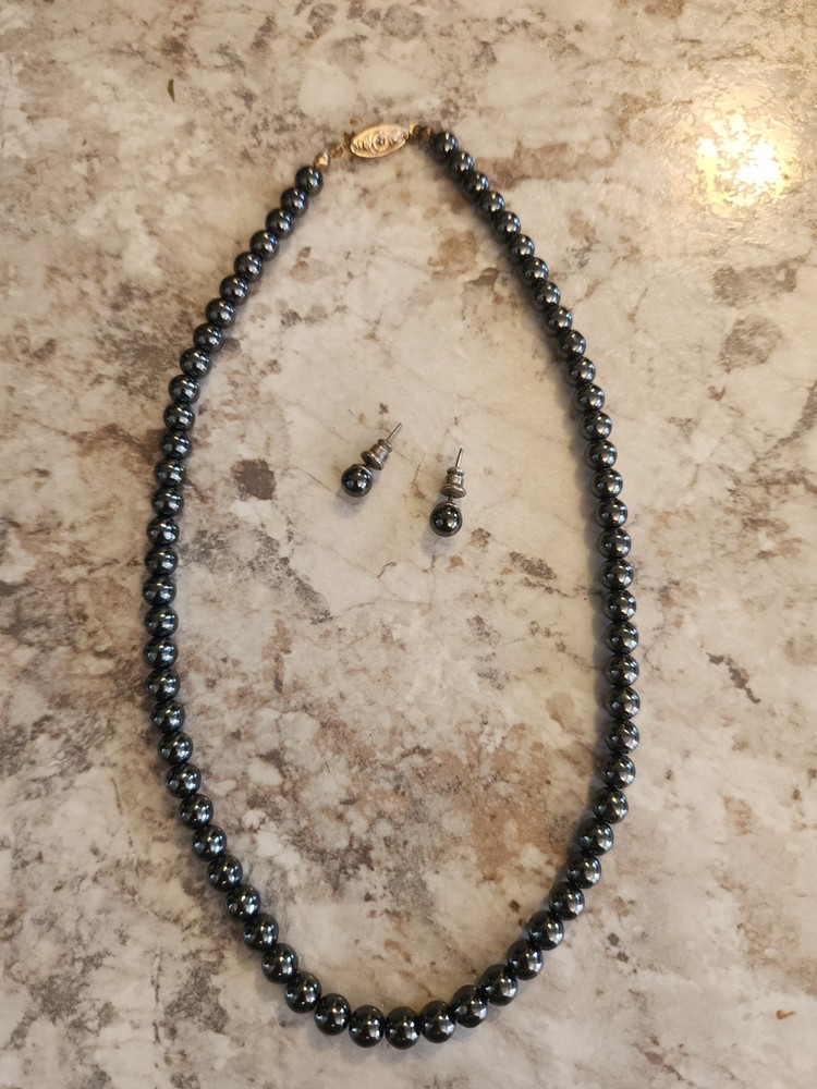 Vintage Hematite 16″ Necklace with Hematite Stud Earrings