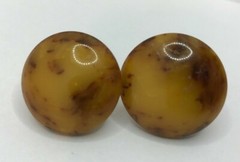 Vintage Butterscotch Bakelite Screw-Back Earrings Brown Marbling 1″ Round Domed