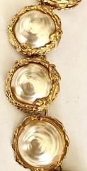 YSL Yves Saint Laurent FAUX BAROQUE PEARL MEDALLION LINKS VTG NECKLACE ~ AS IS