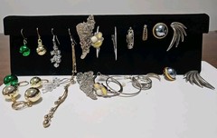12 Prs Vintage Pierced Earrings Studs Fishhook Dangle Drop Hoops Mixed Lot