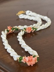 Vintage Beachy Necklace 17″ – Mother of Pearl Pink Coral 3 Strand Twisted