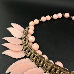 Vintage Pink Leaf Fringe Choker Necklace Carved Acrylic Beaded Chain Cha Cha