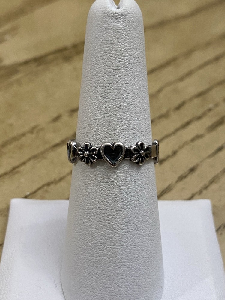 Vintage Sterling Silver 925 Ornate Heart Floral Design Uncas Band Ring Size 7