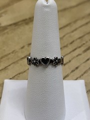 Vintage Sterling Silver 925 Ornate Heart Floral Design Uncas Band Ring Size 7