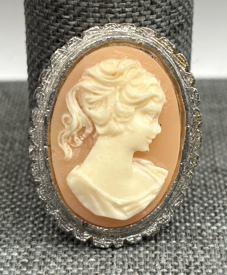 Vintage Cameo Shell Filigree Brooch Pin Silver Tone Woman Portrait