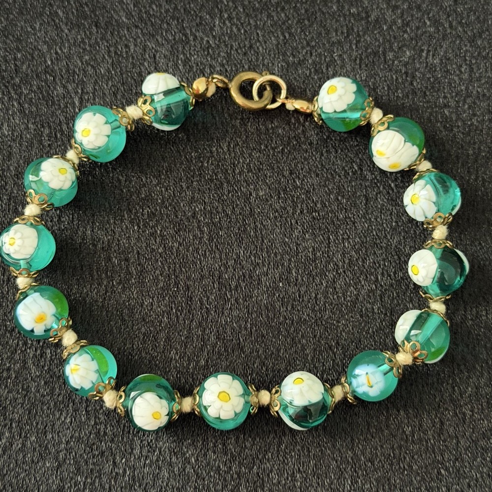 Vintage Teal Sea Blue Green Glass Beaded Floral White Daisy Flower Bracelet 7″
