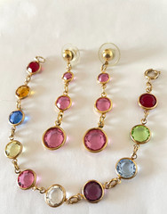 Lot of 2 Vintage Gold Tone Glass Bezel Bracelet & Earrings Pink Purple Blue