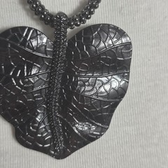 Gunmetal Gray Hammered Metal Heart-Shaped Leaf Pendant Necklace