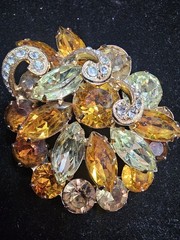 Vintage Eisenberg Amber Rhinestone Brooch Gold Tone