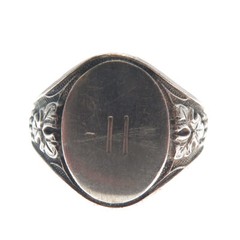 925 Sterling Silver Vintage Grape Oxidized Engraved Signet Ring Size 11.75