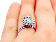 Vintage 1950s 1.07 Ct Diamond and 18k White Gold Cluster Ring Art Deco Style
