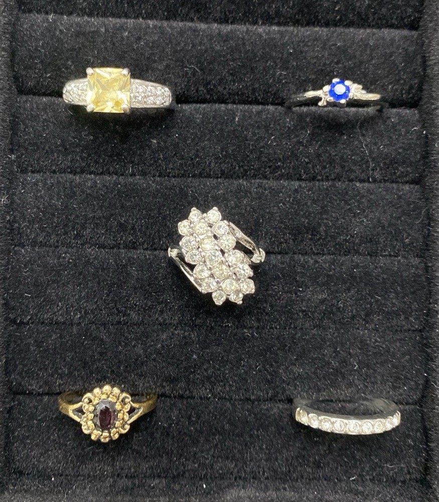 ✨Lot Of 5 Vintage To Now Beautiful Gemstone Estate Rings, All Size 7.5✨