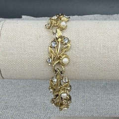 Vintage Bracelet Gold Tone Leaves Rhinestone Imitation Pearl Flowers 6.5