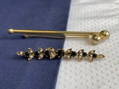 Vtg Brooch Lot DoneGal Barlow Napier Sarah Cov Avon Scatter Pins Costume Jewelry
