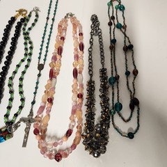 160 Pc Vintage To Now Mixed Jewelry Lot Necklaces Bracelets Brooches Rings Pins