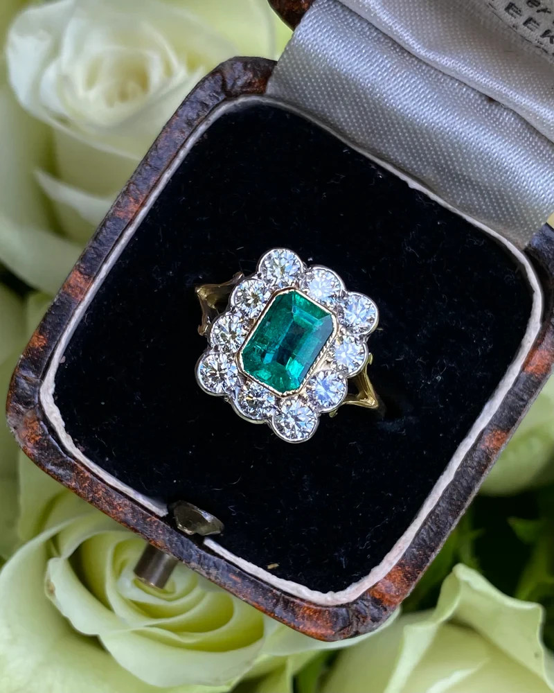 2.60 Ct Natural Emerald Art Deco Vintage Engagement Ring 14K Yellow Gold FN