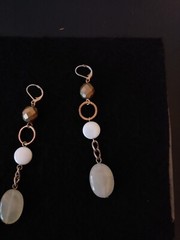 Vtg Brushed Gold & White Cabochon Stone Dangle Leverback Earrings 3.5 in Long