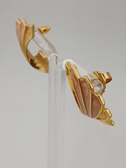 AVON 1990 DRAPED ELEGANCE NECKLACE EARRINGS SET gold-tone peach enamel & lucite