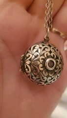 Sterling Silver JEZLAINE Amethyst Solitaire Filigree Locket Pendant Necklace