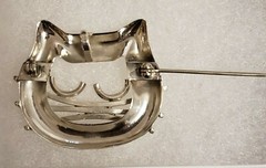 Vintage Modernist Mid-Century Silver Cat Face Brooch/Pendant with Secure Clasp