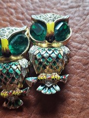 Vintage Coro Green Glass & Enamel Duette Owl Pin With Earrings