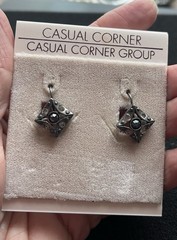 Vintage Casual Corner clip On earrings Black Stone And Rhinestone