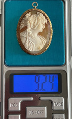 Large Antique Victorian 10K Yellow Gold Carved Shell Cameo Brooch 9.2 Grams DsVa
