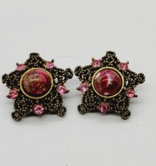Filigree STAR Clip Earrings Pink Crystal Accent Ornate Vintage .75 in