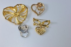 vtg to now HEART BROOCH Pins Rhinestone dangle charm 2 signed RDC Avon LL47