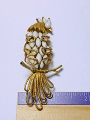 Vintage Corocraft Bird Brooch Milk Glass Bead Pin 1940s 1950s Gold Tone