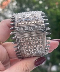 104g European Antique 820 Silver Ornate Wide Bangle ft Flower & Monogram Pattern