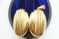 ANTIQUE ENGLISH 15K GOLD LOCKET PENDANT – MINT & BOXED c1880