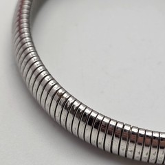 Vintage Monet Tubogas Coil Bracelet Silver Tone Expandable Bangle 7 In 10mm