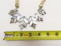 Vintage Mother of Pearl Inlay Leaf Necklace Hand Crafted Heishi Beads D2518