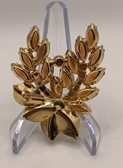 Mid Century Marquise Navette Costume Jewelry Fall Winter Layered Floral Wreath