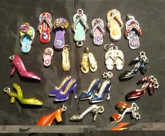 Lot 20 Shoe Heel Sandal Pendant Charm Enamel Silver/Gold Tone Jewelry (L195)