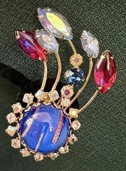 FANTASTIC VINTAGE HOBE 2 1/4” CLIP ON CLIMBERS EARRING COPPER FLUSS MULTI COLORS