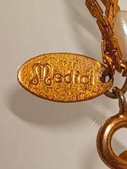 Vintage Medici Classy Gold Tone Twisted Chain Link Rice Pearl Necklace