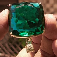 120 Ct Natural Vivid Green Colombian Emerald Cushion Certified Pendant