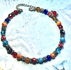 Vintage Multicolored Glass Beaded Choker Necklace. 16″