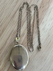 Vintage 10K Gold Filled Mother of Pearl Floral Photo Locket Necklace 19”